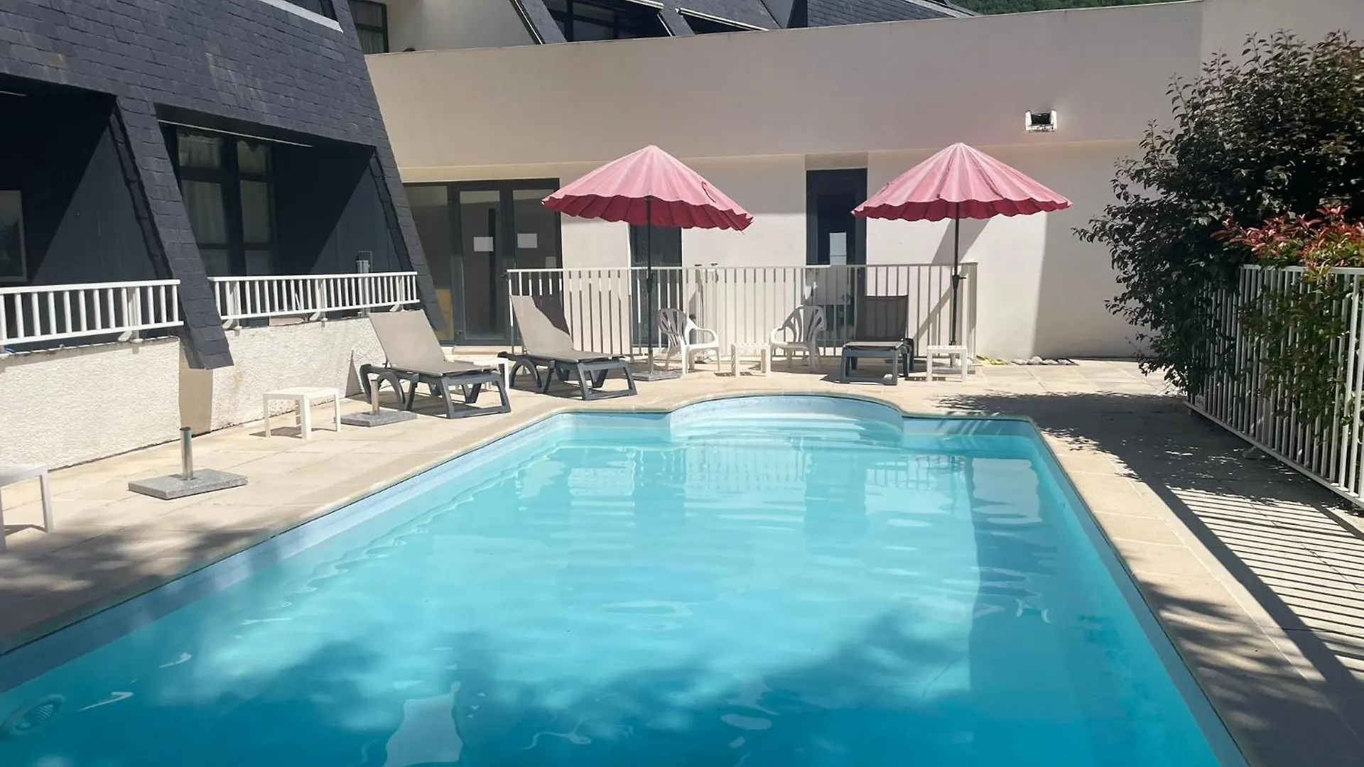 Apartment T2 Classe 3 Etoiles Coeur De Village Et Piscine Ext Saint-Lary-Soulan France