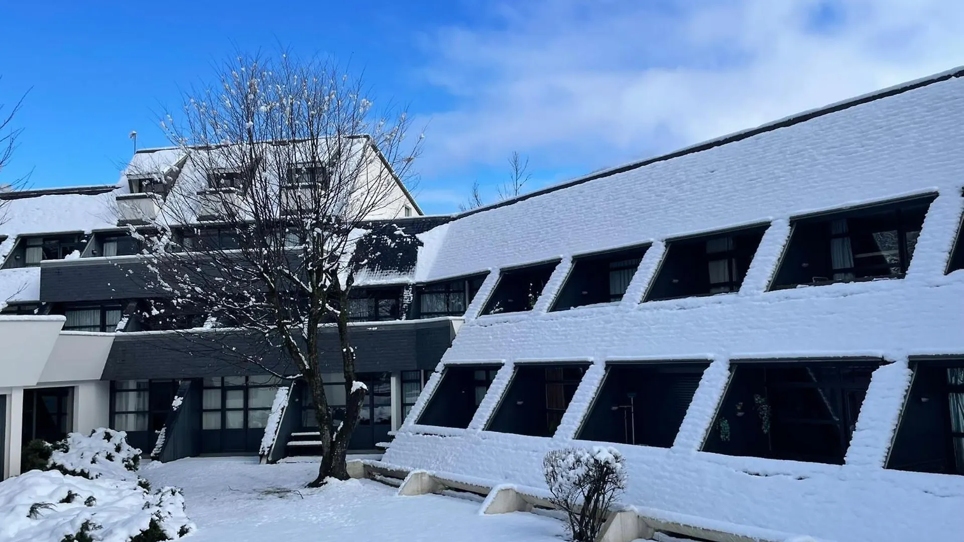 T2 Classe 3 Etoiles Coeur De Village Et Piscine Ext Saint-Lary-Soulan France